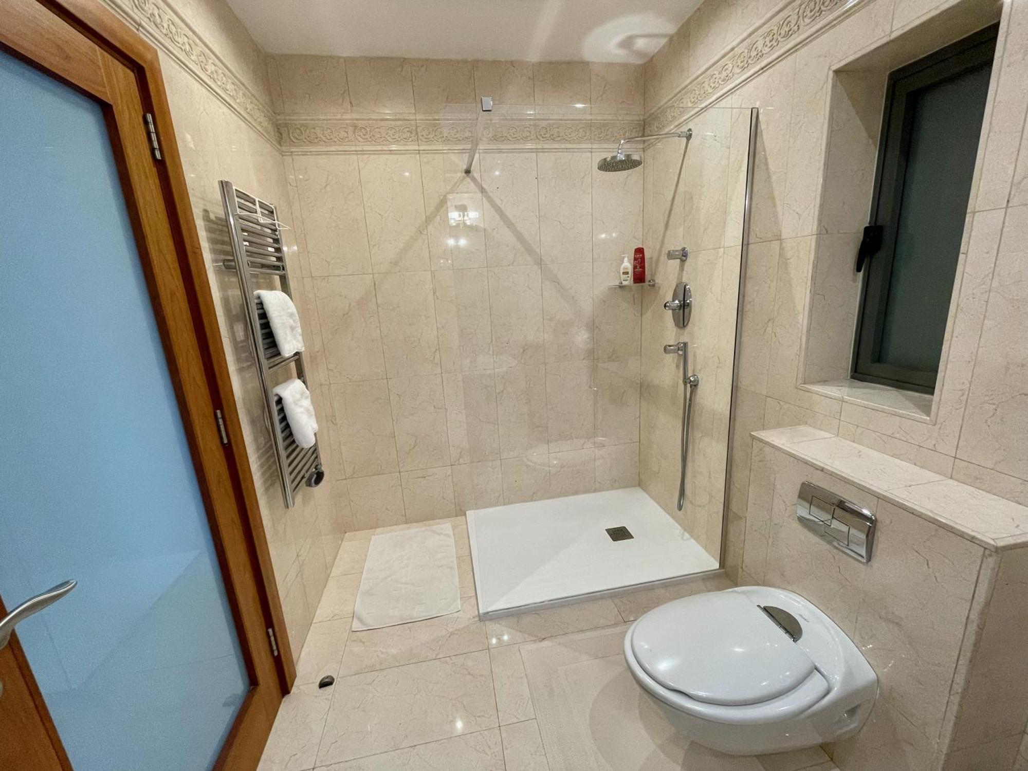Spacious Luxurious Apartment With Seaview Mellieħa Exterior foto